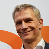 Dr. Matthias Papenfuß